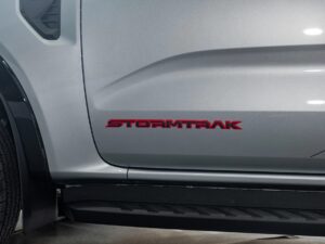 Ngoại thất Ford Ranger Stormtrak 2024 - Tem sườn