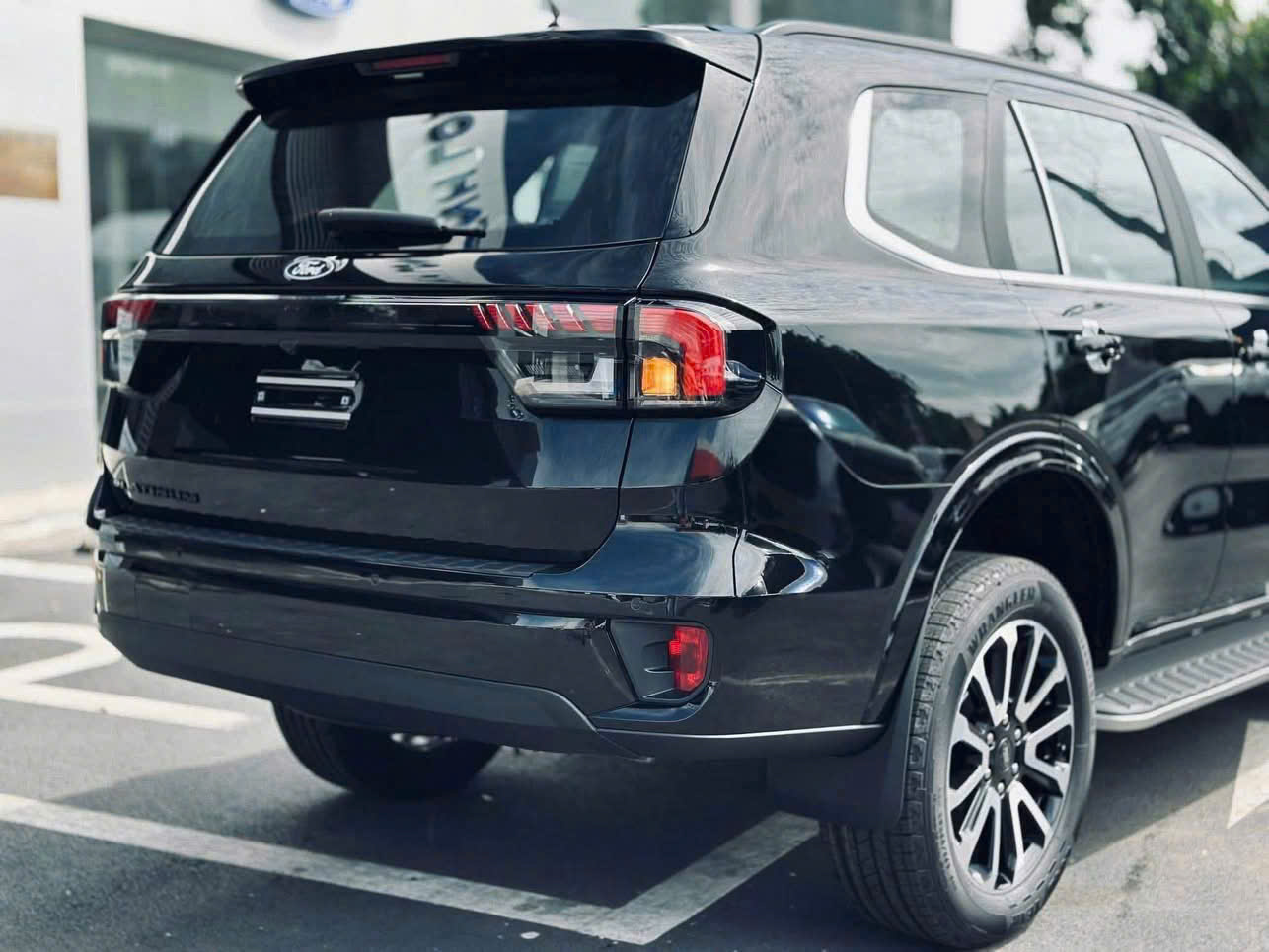 Ford Everest Platinum 4x4 AT 2026 Mới - Ảnh 7