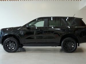 Alternative view of Ford Everest Sport+ 2026 Mới